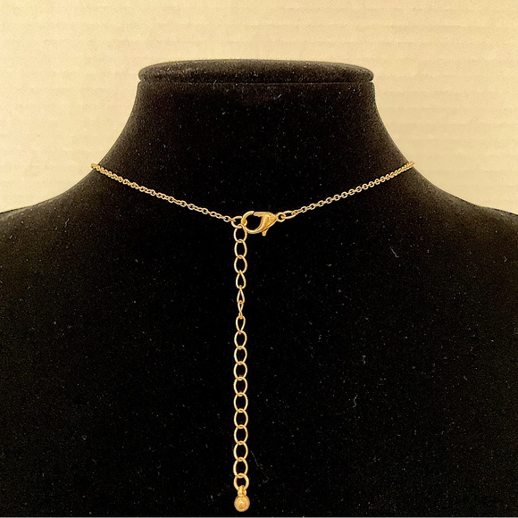 Goldtone Lightning⚡️Bolt Pendant Necklace - Picture 3 of 3